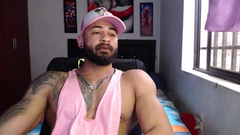 Snapshot of sexybody3224 chatting on 12/25/24, 09:43 said online show from 12/25/24, 09:43