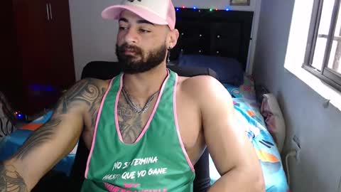 Snapshot of sexybody3224 chatting on 12/27/24, 01:39 said online show from 12/27/24, 01:39