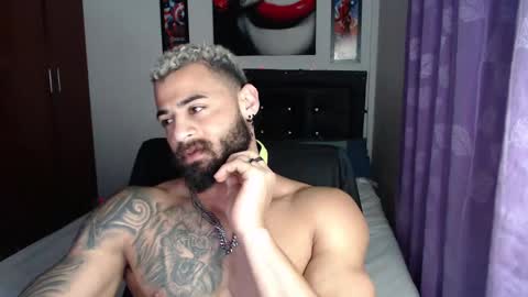 Snapshot of sexybody3224 chatting on 12/29/24, 02:49 said online show from 12/29/24, 02:49