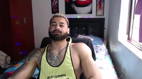 Snapshot of sexybody3224 chatting on 12/31/24, 08:23 said online show from 12/31/24, 08:23