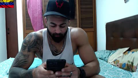 Snapshot of sexybody3224 chatting on 02/05/26, 02:11 said online show from 02/05/26, 02:11