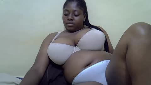 sexyboobies25 online show from 03/10/25, 10:37