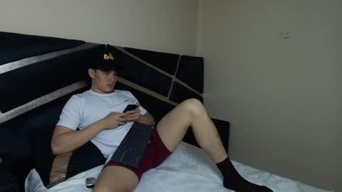 owen sky online show from 10/09/25, 02:04