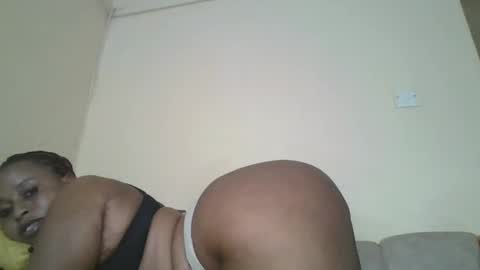 Snapshot of sexybuttie01 chatting on 04/11/26, 09:13 sexybuttie01 online show from 04/11/26, 09:13