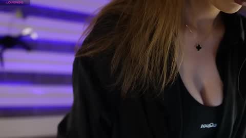 Celline online show from 11/17/25, 05:13