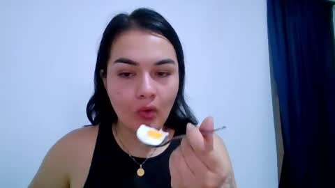 sexychubbyanna online show from 04/20/26, 03:59