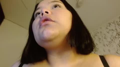 Snapshot of sexychubbyy chatting on 10/15/25, 05:02 Eva online show from 10/15/25, 05:02