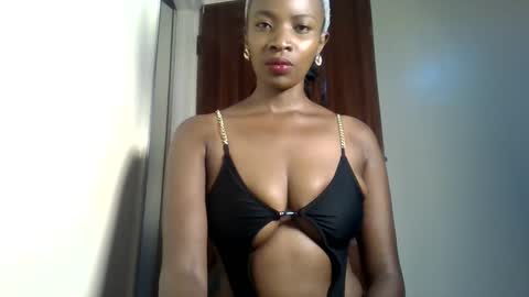 sexyclara90 online show from 04/16/26, 07:42