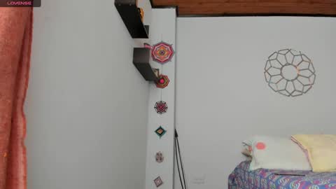 Snapshot of sexycolombian2022 chatting on 01/14/25, 07:21 Antonioylola online show from 01/14/25, 07:21