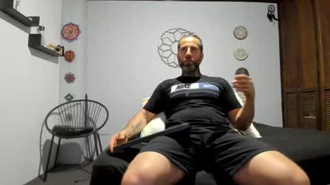 Antonioylola online show from 11/08/25, 12:55