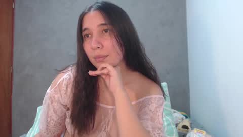 Snapshot of sexycoralinne69 chatting on 12/16/24, 07:54 Coralinne online show from 12/16/24, 07:54