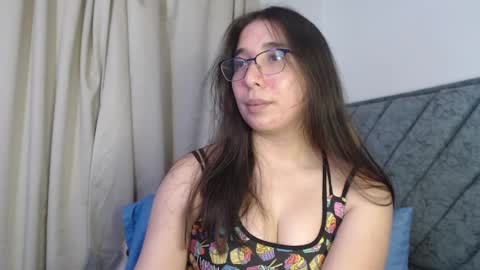 Snapshot of sexycoralinne69 chatting on 03/01/25, 05:20 Coralinne online show from 03/01/25, 05:20
