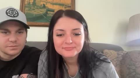 sexycouple41110 online show from 02/04/26, 05:30