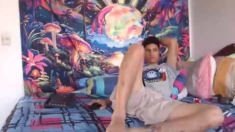 Mike online show from 12/18/25, 09:54