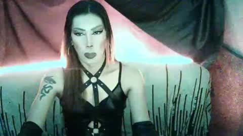 Devine online show from 04/21/26, 02:51