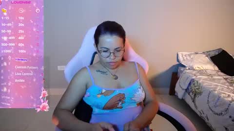 Snapshot of sexydiabliita chatting on 10/16/25, 01:06 sexydiabliita online show from 10/16/25, 01:06