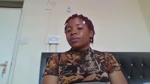 Snapshot of sexydivaslut_2 chatting on 04/08/26, 08:58 sexydivaslut_2 online show from 04/08/26, 08:58