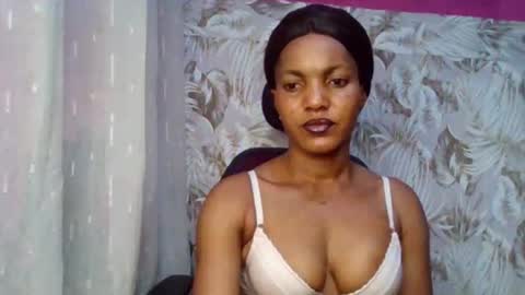 sexydoll32 online show from 04/26/26, 12:19