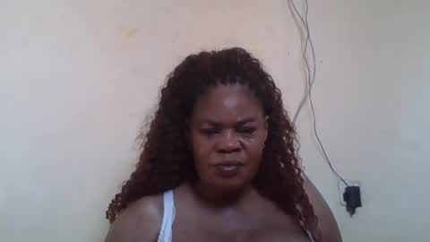 Snapshot of sexydove2 chatting on 06/18/26, 07:08 EMILY online show from 06/18/26, 07:08