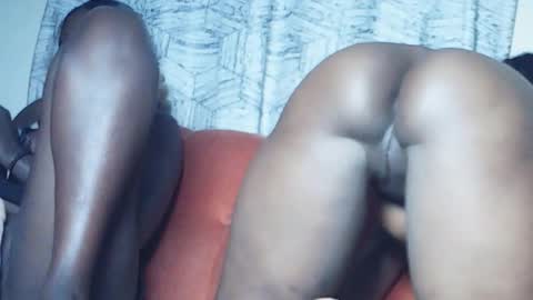 Snapshot of sexyebony283378 chatting on 02/20/26, 07:36 sexyebony283378 online show from 02/20/26, 07:36