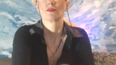 Snapshot of sexyeni chatting on 01/09/25, 12:14 ENI pvt moan your name WHEN I M NOT online you tell me in SNAPCHAT deal yes add me... FREE TWITTER magiconline101...... online show from 01/09/25, 12:14