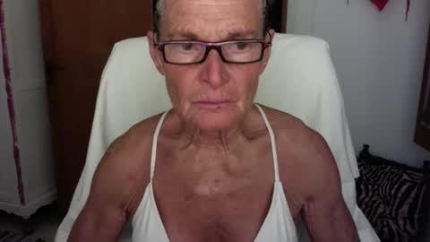 Snapshot of sexyfit58 chatting on 05/20/26, 07:42 SexyFit58 online show from 05/20/26, 07:42
