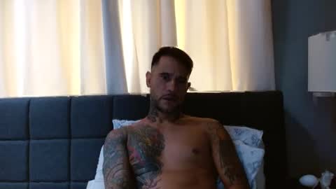 Snapshot of sexyfitdaddy chatting on 09/22/25, 01:13 Sexy Fit Daddy online show from 09/22/25, 01:13