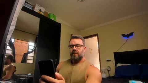 chris online show from 09/27/25, 12:32