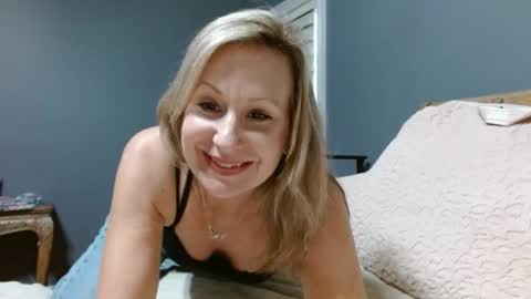 LisaisLuscious online show from 02/11/25, 09:35