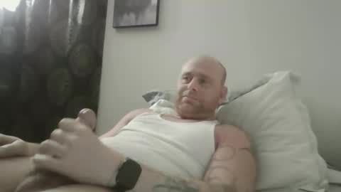 Snapshot of sexyfredy7722 chatting on 04/06/26, 04:10 sexyfredy7722 online show from 04/06/26, 04:10
