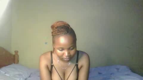 Snapshot of sexygee123 chatting on 06/14/26, 07:27 sexygee123 online show from 06/14/26, 07:27