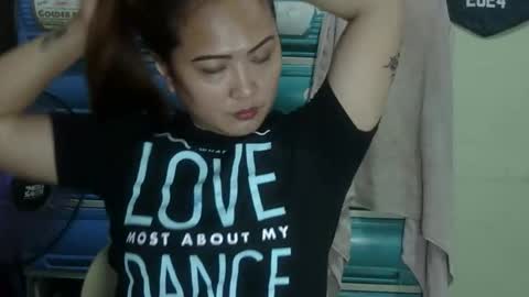 sexyhot_mama4you online show from 11/27/25, 04:03