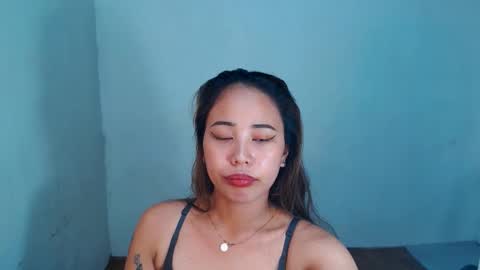 Snapshot of sexyhotbojean chatting on 02/28/25, 10:41 jeanken and jelian online show from 02/28/25, 10:41
