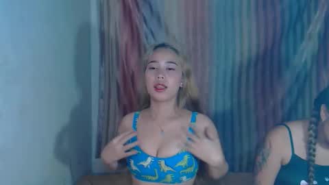 Snapshot of sexyhotbojean chatting on 10/01/25, 06:03 jeanken and jelian online show from 10/01/25, 06:03