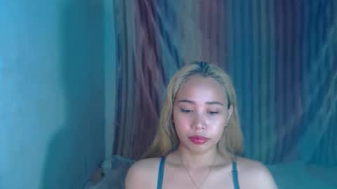 Snapshot of sexyhotbojean chatting on 10/08/25, 04:54 jeanken and jelian online show from 10/08/25, 04:54