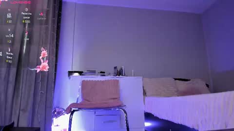 Snapshot of sexyjasmin19 chatting on 06/23/26, 03:04 Jasmin online show from 06/23/26, 03:04