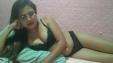 Snapshot of sexyjessa20 chatting on 02/04/26, 01:17 sexyjessa20 online show from 02/04/26, 01:17
