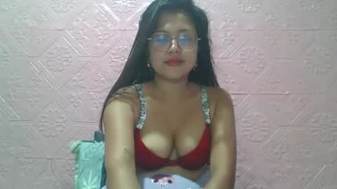 Snapshot of sexyjessa20 chatting on 03/04/26, 05:02 sexyjessa20 online show from 03/04/26, 05:02
