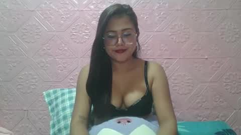 Snapshot of sexyjessa20 chatting on 04/22/26, 03:46 sexyjessa20 online show from 04/22/26, 03:46