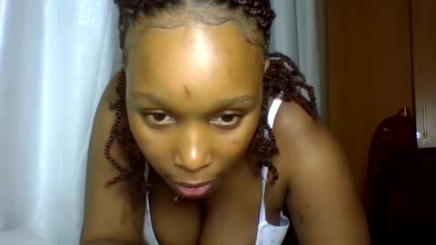 Snapshot of sexykamba1 chatting on 08/03/26, 09:40 sexykamba1 online show from 08/03/26, 09:40