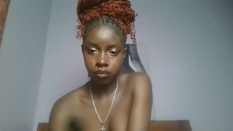 SexyKitty online show from 12/05/25, 06:11