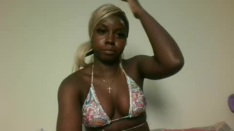 SexyKitty online show from 06/17/26, 08:32