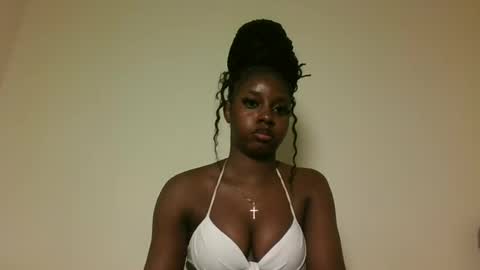 Snapshot of sexykittenkitty chatting on 08/02/26, 01:31 carey online show from 08/02/26, 01:31