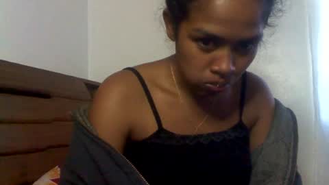 Snapshot of sexylarra12 chatting on 06/22/26, 05:26 sexylarra12 online show from 06/22/26, 05:26