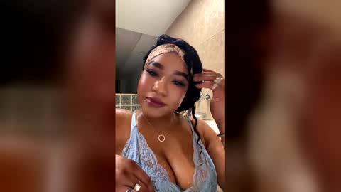 SEXYLATINCOUPLE online show from 02/25/26, 10:47