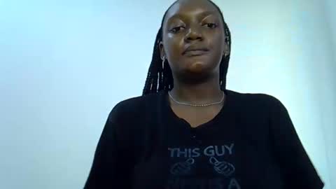 Snapshot of sexyleilah chatting on 10/16/25, 06:47 sexyleilah online show from 10/16/25, 06:47