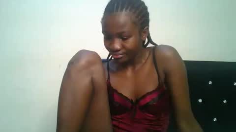 sexylina25 online show from 04/01/26, 05:43