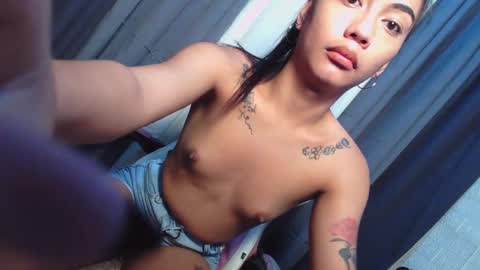 Snapshot of sexylovesappira chatting on 12/28/24, 03:59 maxine online show from 12/28/24, 03:59