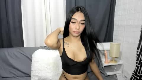 Snapshot of sexylovesappira chatting on 09/12/25, 09:26 maxine online show from 09/12/25, 09:26