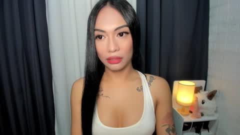 Snapshot of sexylovesappira chatting on 01/05/26, 08:12 maxine online show from 01/05/26, 08:12